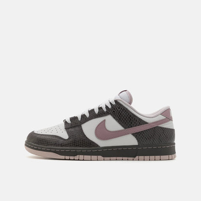 Nike Dunk Medium Ash