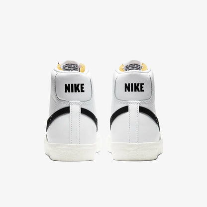 Nike Blazer Mid '77